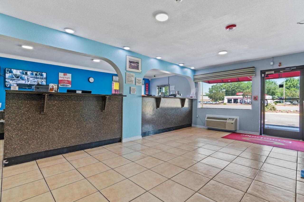 Econo Lodge Inn&Suites I-64&US 13 Virginia Beach Exterior foto